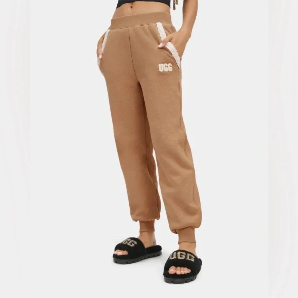 UGG BONDED FLEECE PANT - RARE! 🧶 - Picture 1 of 5